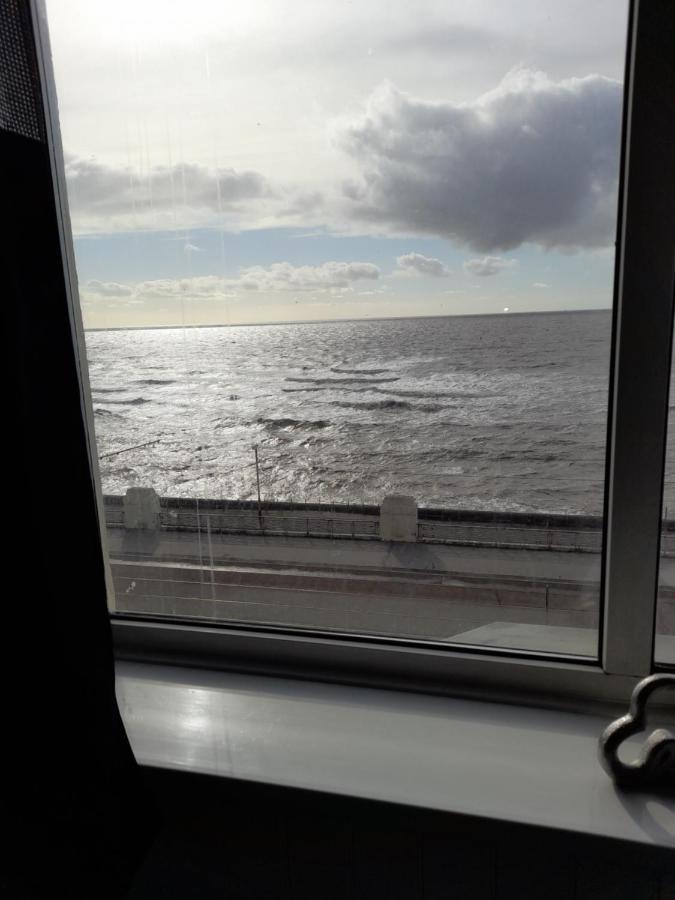 Bed and Breakfast The Coast à Blackpool Extérieur photo